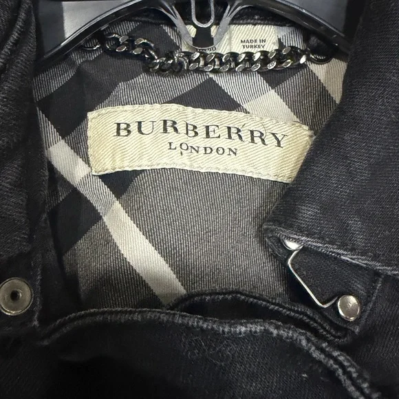 Burberry Black Leather Moto Jacket with Zip Details - Picture 4 of 4